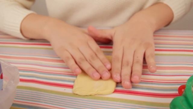 КАК СДЕЛАТЬ РУЛЕТ ДЛЯ КУКЛЫ БЕБИ БОН ШОКОЛАДНЫЙ ЕДА ДЛЯ КУКОЛ смотреть онлайн