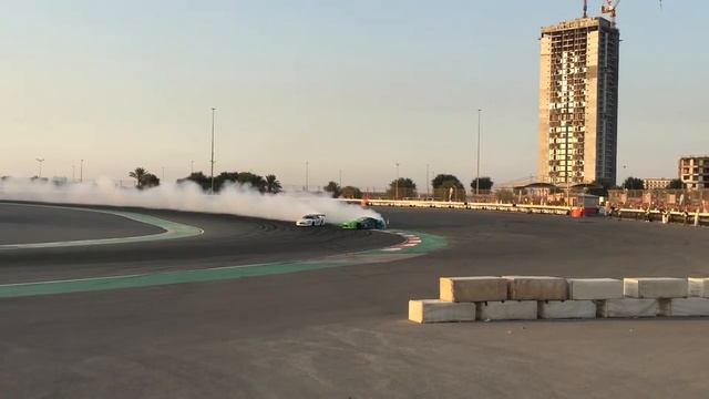 Toyota Supra Vs Nissan Silvia S15 - Drift UAE смотреть онлайн