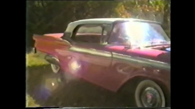 1959 Ford Galaxy 500 Skyliner смотреть онлайн
