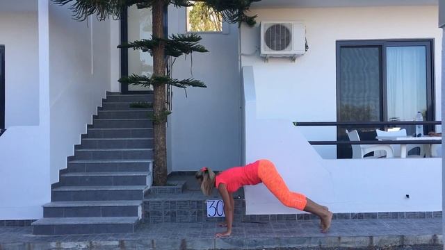 2 минуты стульчик и 30 берпи смотреть онлайн