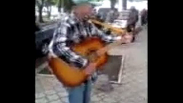на губной гармошке йеллоу субмарин.3gp смотреть онлайн