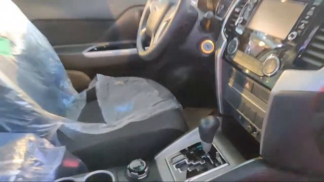 Mitsubishi Road Show 2022 смотреть онлайн