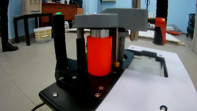 Ручная кромкооблицовочная машинка WF102B смотреть онлайн