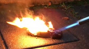 СЖИГАЕМ МАШИНКУ!