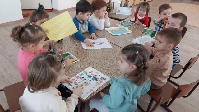 Малыши с нетерпением ждут новогодних подарков смотреть онлайн