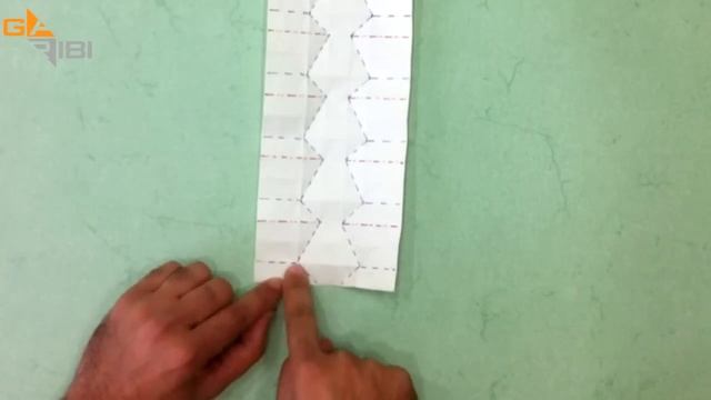 Zipper Tess Box смотреть онлайн