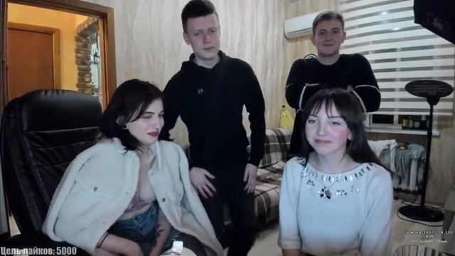 Ксюша + Лера. Лера в конце стонет, не байт смотреть онлайн
