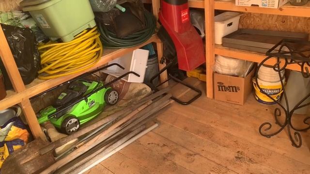 Дачные работы 14-15 октября 2023. Порядок в сарае, малина, грядки. #хантымансийск #грядки #сарай смотреть онлайн