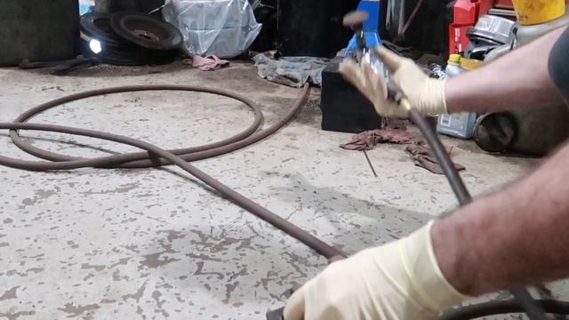 Installing Rear Brakes on a Ford Escape with Electronic Parking Brake (EPB) смотреть онлайн