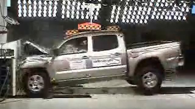 2005-2012 Toyota Tacoma NHTSA crash test (NCAP): Frontal Impact смотреть онлайн