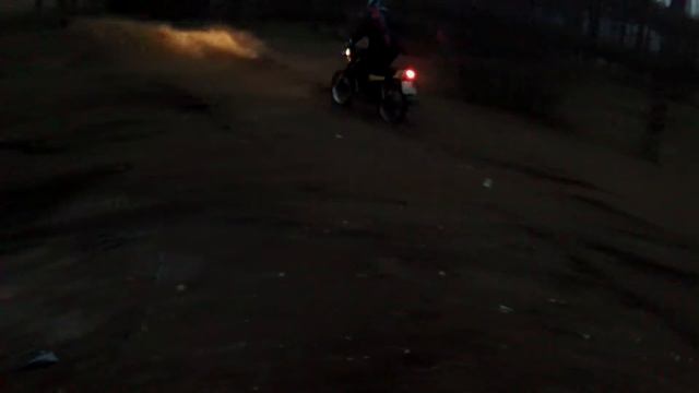 Клязьма BM200 Минск 200 DRZ400 эндуро с пассажиром смотреть онлайн
