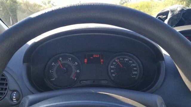 au volant de Renault clio 3 essence 1.2 16v 75ch смотреть онлайн