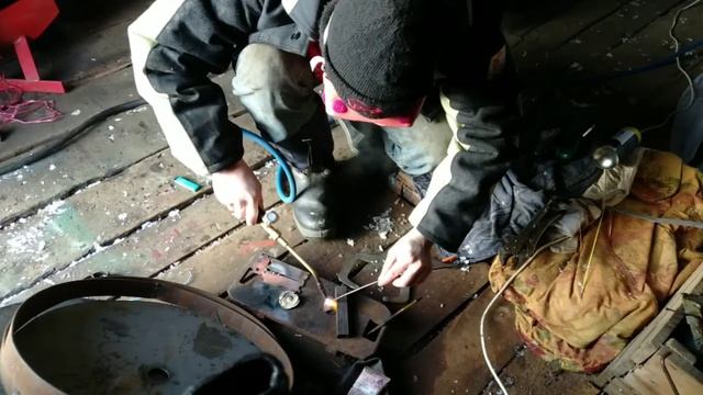 Отечественная горелка для газосварки Ч.2 смотреть онлайн