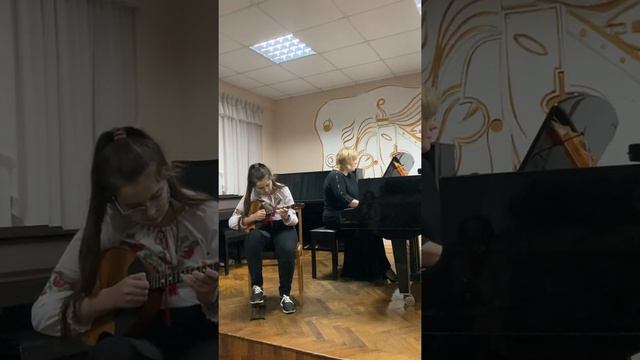 Шалевська Уляна (домра). Серенада. Ф. Шуберт, Болеро. Е. Меццакапо. Київ