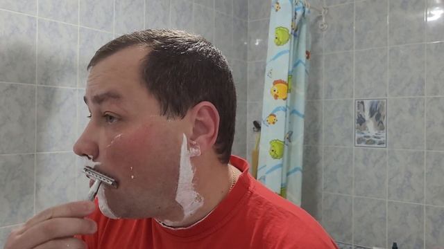 Т станок Yaqi Knight, мыло Figaro, MEN’S MASTER Лосьон после бритья, распахал лицо в воскресенье смотреть онлайн