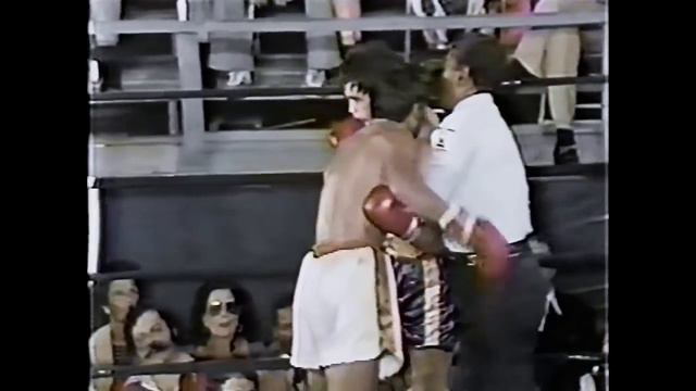 Roberto Duran vs Vilomar Fernandez HD смотреть онлайн