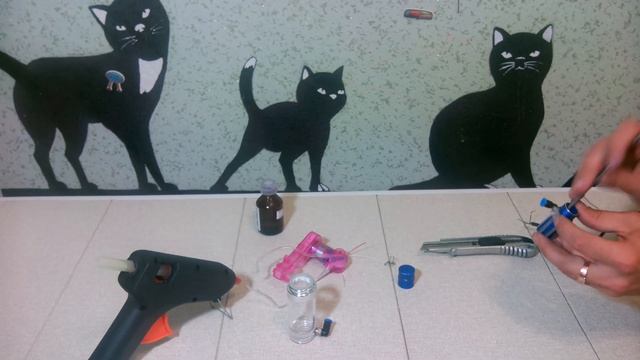 Как сделать? Генератор дыма! Своими руками! How to make a Smoke generator! 如何使烟雾发生器！ смотреть онлайн