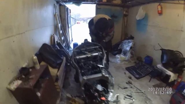 Honda CBR1100XX восстановление - Замена рамы смотреть онлайн