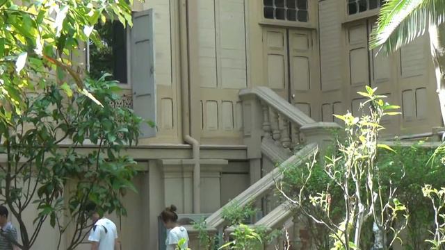 Тиковый дворец Виманмек в Бангкоке. Vimanmek Royal Palace in Bangkok смотреть онлайн