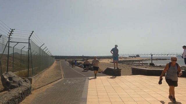 Electric E Scooter Ride Los Pocillos to Playa Honda | Lanzarote | Canary Islands | Great Cycle Lane смотреть онлайн