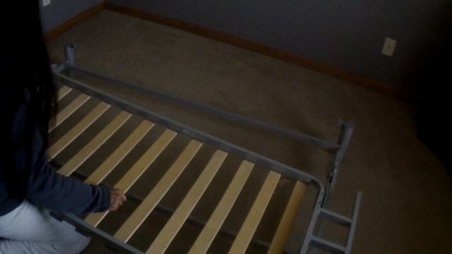 Assembling an Ikea Futon смотреть онлайн
