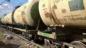 Электровоз ВЛ80с-2230 и маневровый тепловоз ЧМЭ3-4529