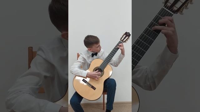 Тиньковский Данил. Е. Шилин "Волны Испании" смотреть онлайн