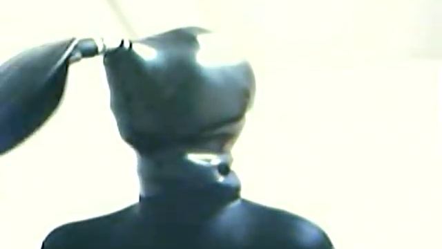 Rebreather Testing смотреть онлайн