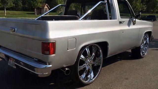 1979 Chevy Blazer K5 on 28’s смотреть онлайн