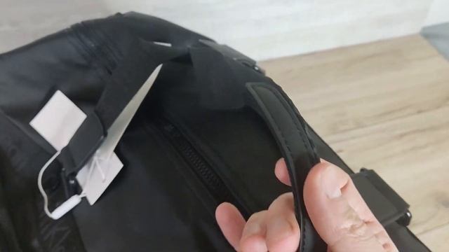 Дорожная сумка Calvin Klein смотреть онлайн