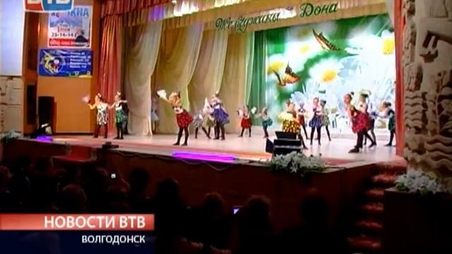 Мы маленькие дети — мы любим танцевать! смотреть онлайн