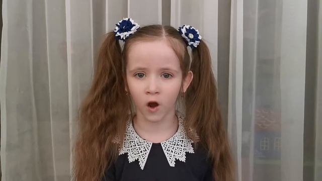 читает Анфиса Почтовихина (7 лет) С. Маршак "Котята" смотреть онлайн