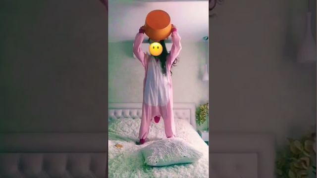Новый год, еее( много конфет) смотреть онлайн