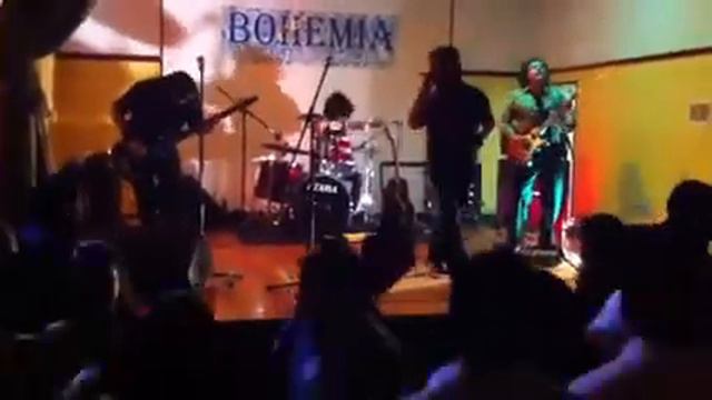 Bohemia-Hound Dog смотреть онлайн