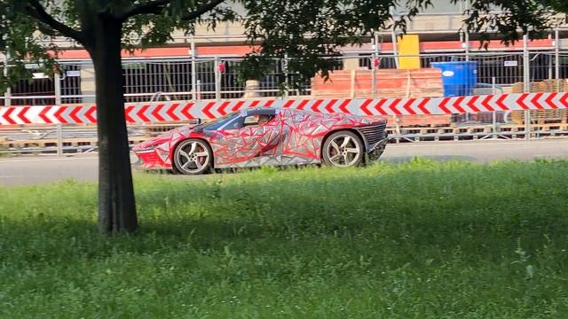 Ferrari Daytona SP3 смотреть онлайн