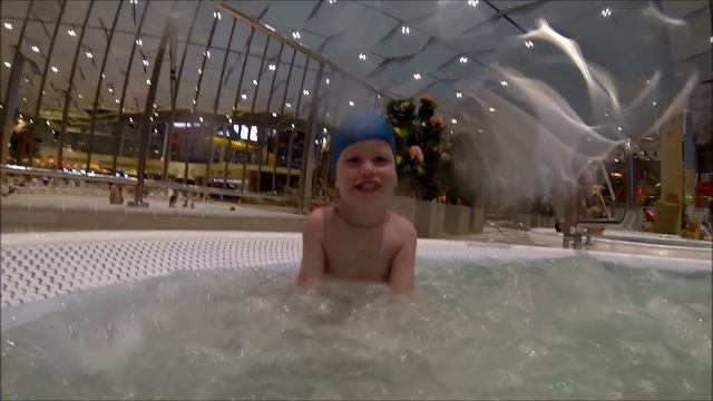 Аквапарк ЛетоЛето (06.08.2018) смотреть онлайн