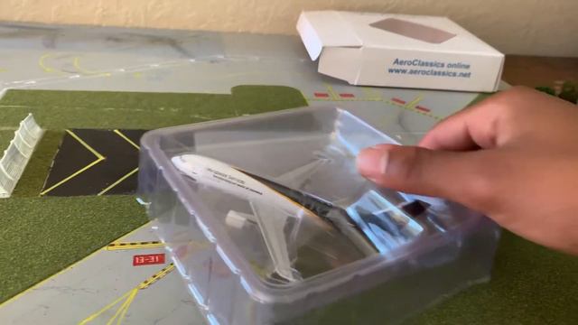 !!AERO CLASSICS A300f UPS!! | RARE!! 1:400 Model смотреть онлайн