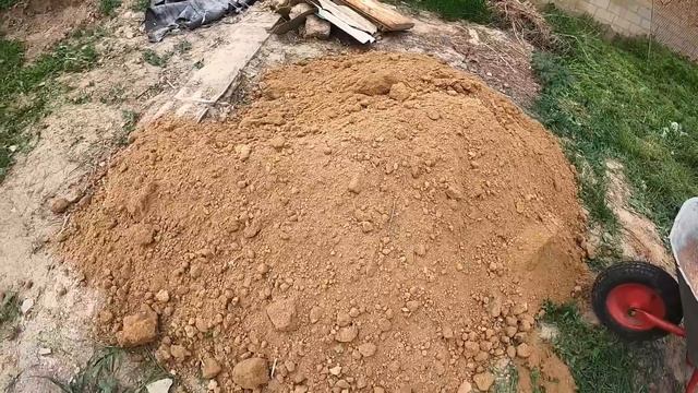 НАКОПАЛА ЦЕЛЫЙ ПРИЦЕП ГЛИНЫ/ ПРИВЕЗЛА ПРИЦЕП ГЛИНЫ ДЛЯ СТРОИТЕЛЬСТВА/ ЖИЗНЬ В ДЕРЕВНЕ смотреть онлайн