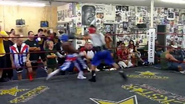 Guillermo Rigondeaux technical sparring