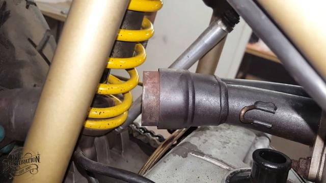 Ducati 916 Superbike Full Restoration EP1 смотреть онлайн