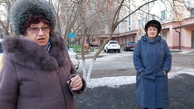 Жители дома номер 48 по улице Абая поделились новостью - у них во дворе появилась воркаут-площадка. смотреть онлайн