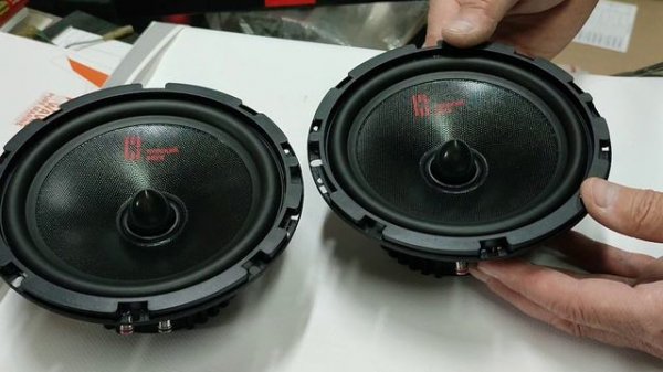 мидбасы Урал 16,5см (глубокий бас, серии АК) краткий обзор - включение