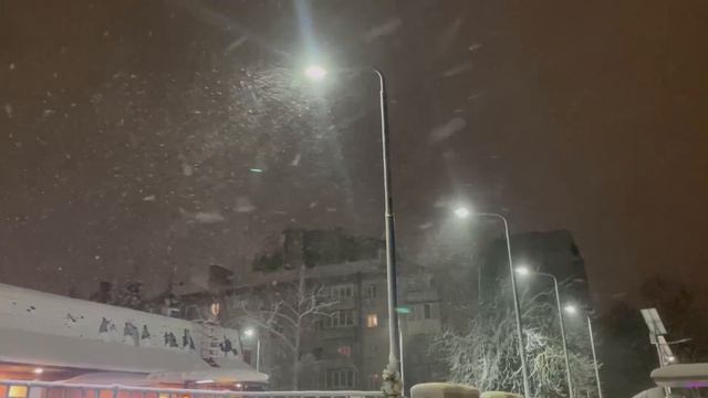 Дочь переезжай из квартиры в коммуналку, ты одна, а нас трое и это приказ! Истории из жизни смотреть онлайн