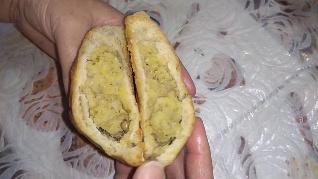 Ломаю Пирожок :) Сырой или Готовый? смотреть онлайн
