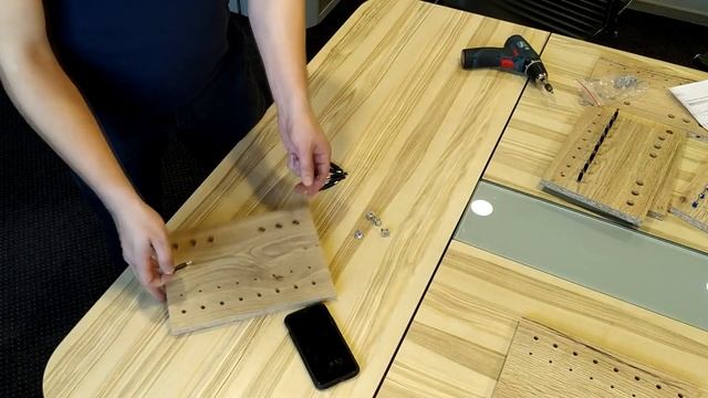 Обзор штоков Titus и Hettich для эксцентриковых стяжек. смотреть онлайн