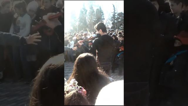 Eli Eliyev,Agdas,Skripka,solo Ifa,Yeni il senliyi,Lezginka.02\01\2017. Instagram ali_aliyev_00003 смотреть онлайн