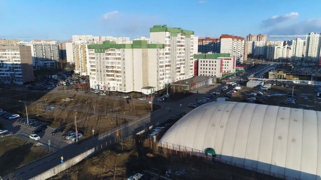 Привольная улица с квадрокоптера смотреть онлайн