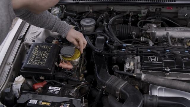 I Bought This Forgotten 80s Honda For Under £1000! смотреть онлайн