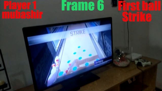 Kinect sports: Bowling (10 frames three players) Xbox360 смотреть онлайн
