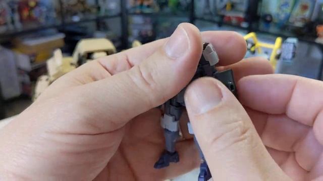 Hexagear Abyss Crawler - worth the $$? #toys #hexagear смотреть онлайн